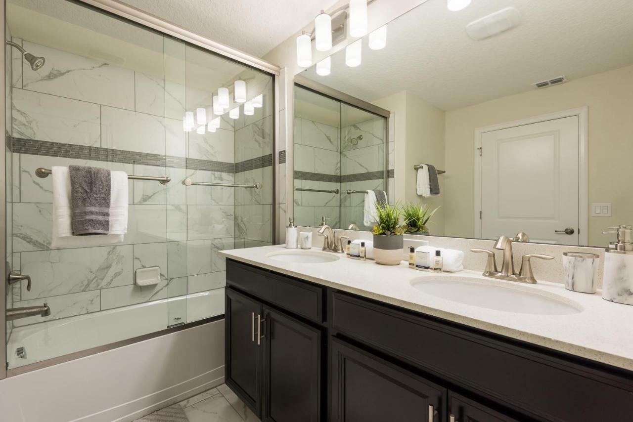 Amazing Home With A Nice Private Pool Near Disneyキシミー エクステリア 写真