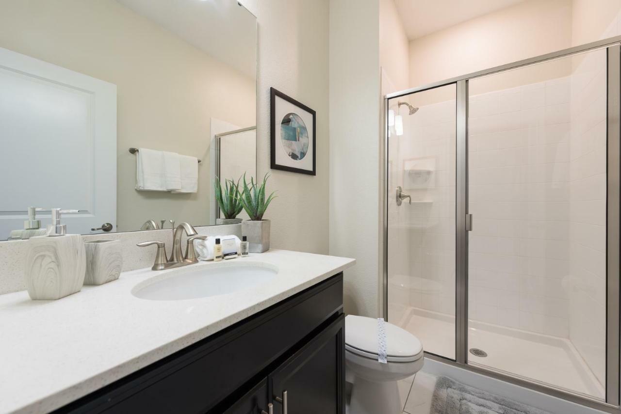 Amazing Home With A Nice Private Pool Near Disneyキシミー エクステリア 写真